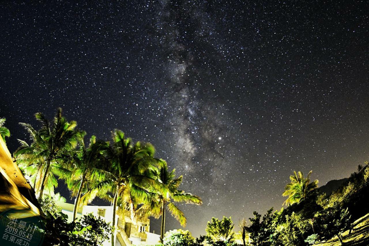 海景擁月星宿民宿 Чэнгун Экстерьер фото